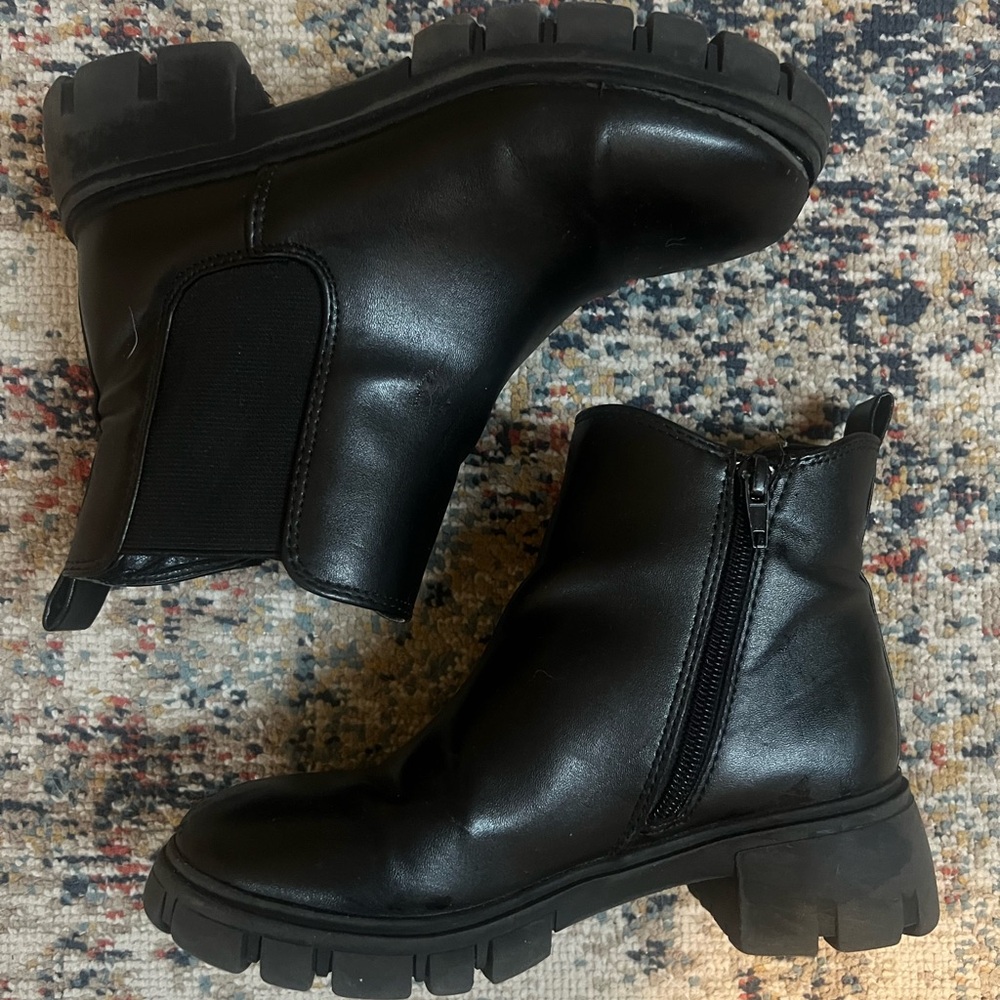 Girl MIA Black Ankle Boots - Picture 3 of 8